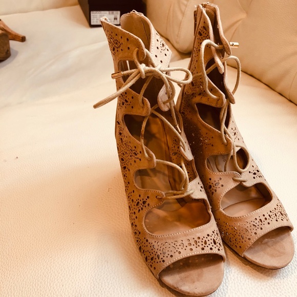 Sandals - Picture 3 of 6